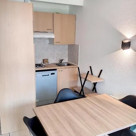 Graziella 307 아파트